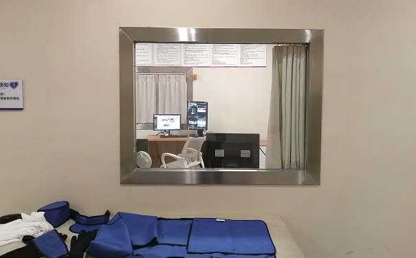 射線防護(hù)鉛玻璃窗